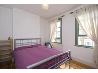 2 Bedroom House To Rent In Stratford London Gumtree