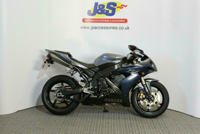 2005 Yamaha YZF R1 05 | in Northwich, Cheshire | Gumtree