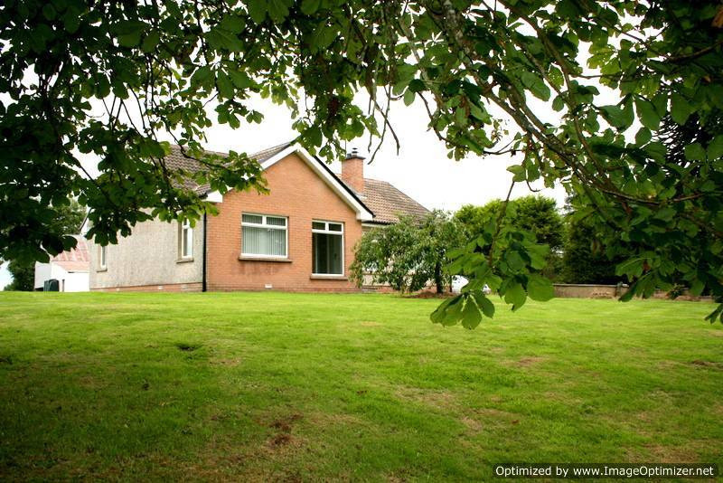 Occupying a delightful location in the rolling countryside of Imeroo