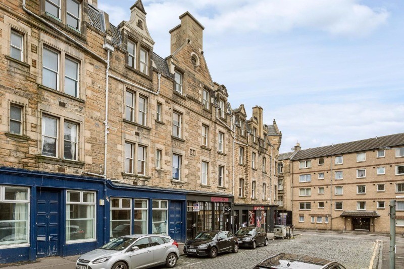 2 bedroom flat in Howden Street, Newington, Edinburgh, EH8 9HL in