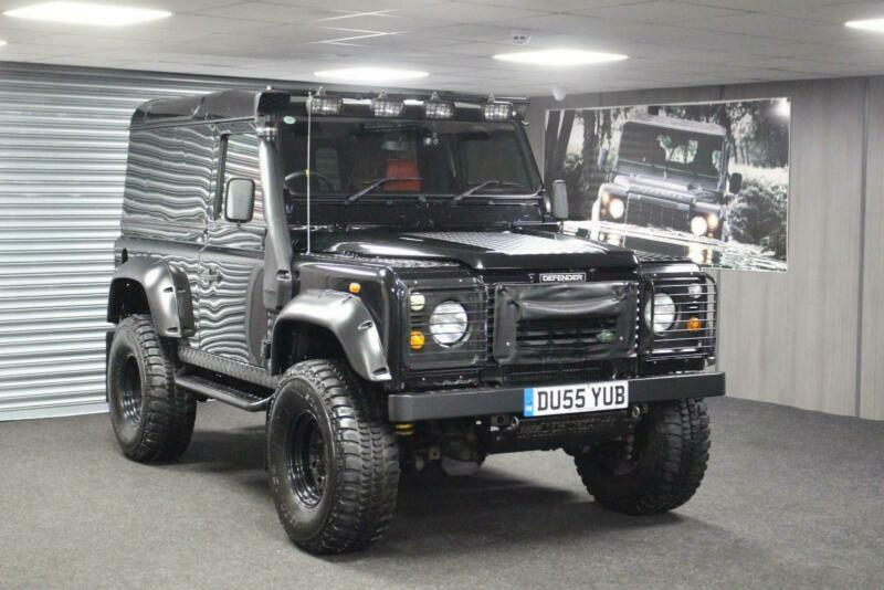 Land rover defender 2005
