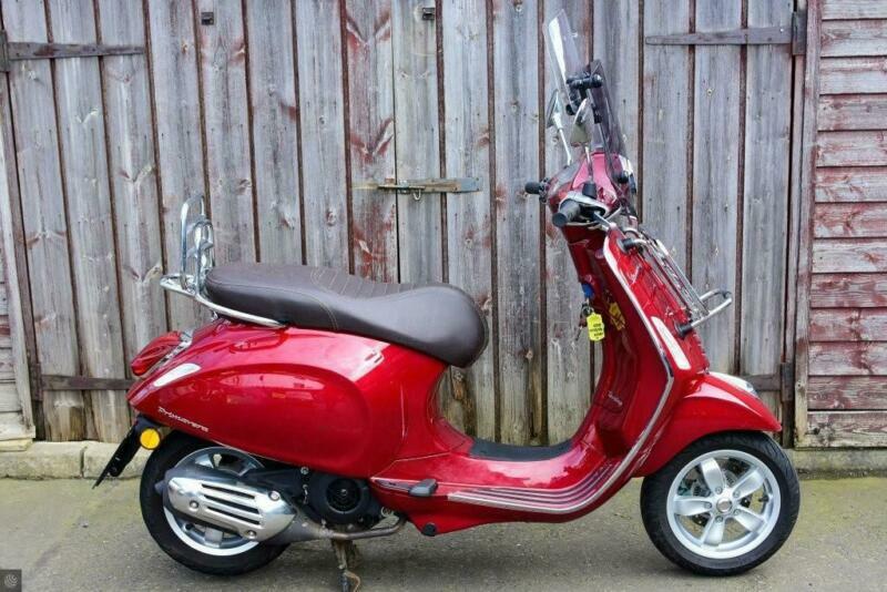 PIAGGIO PRIMAVERA 125 FULLY LOADED STYLISH ITALIAN SCOOTER in Cameron