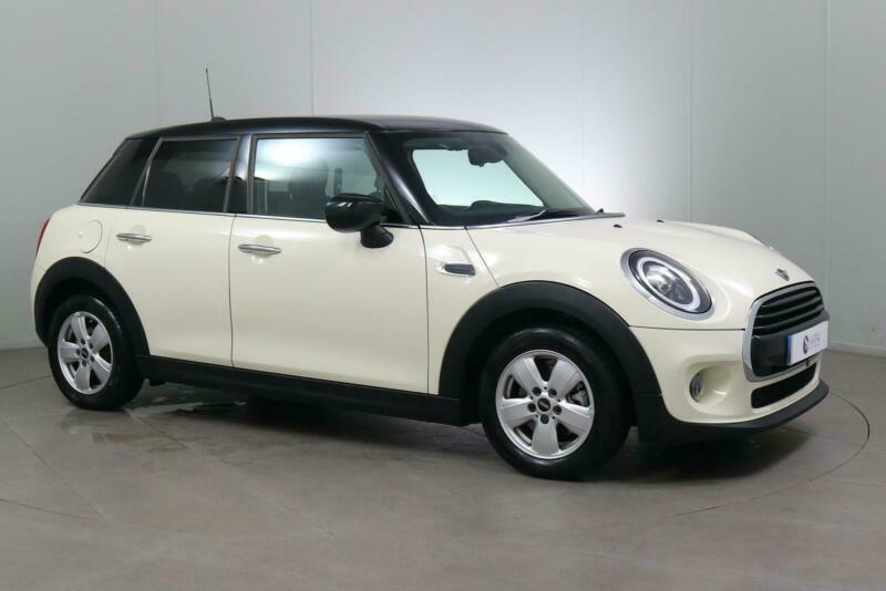 MINI HATCHBACK 1.5 Cooper Classic II 5dr Auto Hatchback Automatic