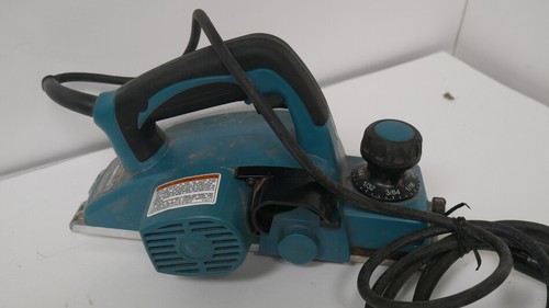 MAKITA KP0800 120V 3-1/4'' CORDED PLANER IN CASE