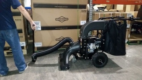 Bulldog Gas Self Propelled Walk Behind Lawn Leaf Vacuum Vac Parking Lot Litter