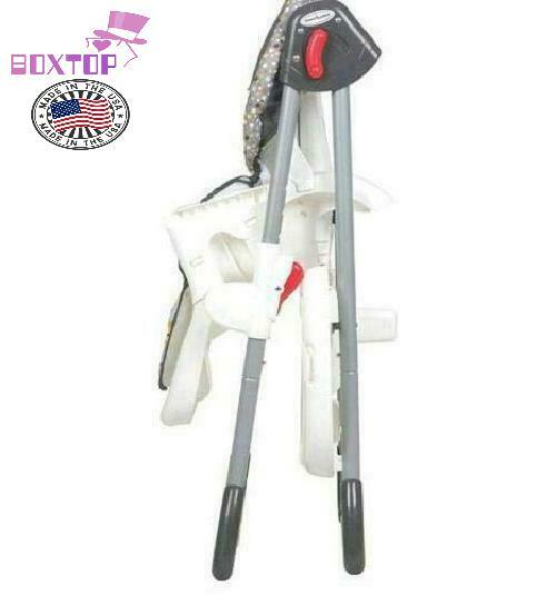 Premium Baby Trend Sit Right High Chair, Bobble Heads, Safety System