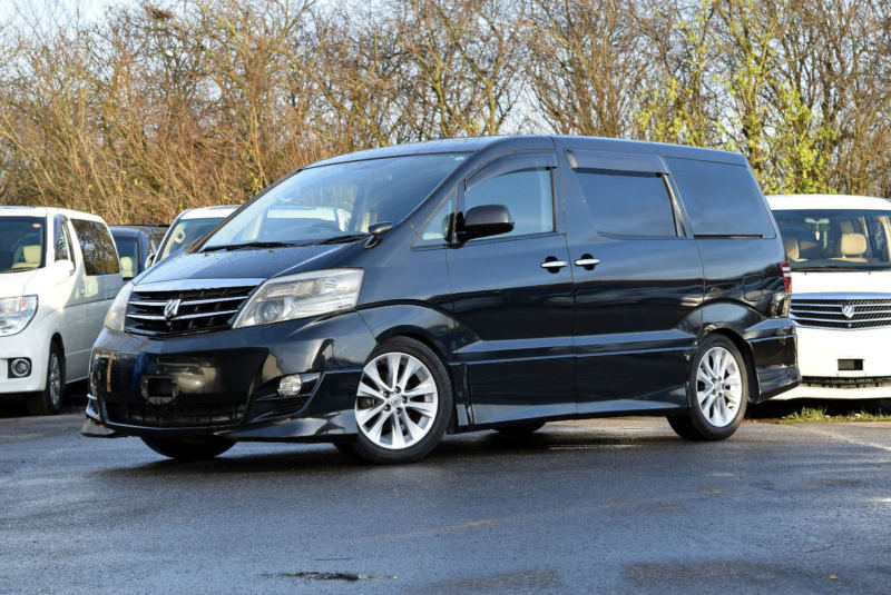 Toyota alphard 2006 год