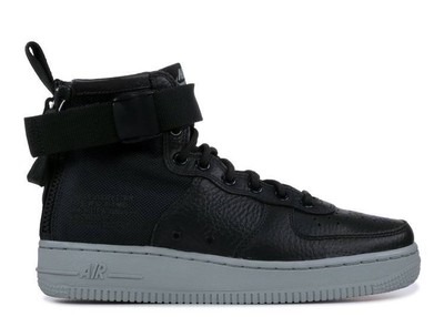 Женские кроссовки Nike SF Air Force One Outdoor зеленого цвета (AA3966 300)