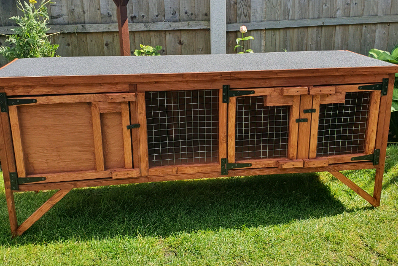 NEW 5FT RABBIT/GUINEA PIG HUTCH NEW in Old Basford