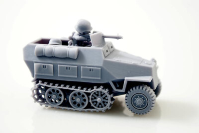 ToonKrieg #18C-1006 German skdfz 251 Halftrack