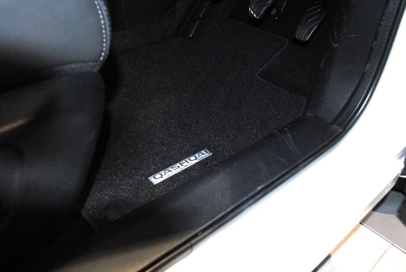 Nissan Qashqai 2014 New Style Luxury Velour Carpet Floor Mats