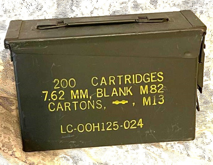 M13 7.62mm弾薬箱 200カートリッジ用 NEW MILITARY AMMO BOX 200 CARTRIDGES 7.62 MM M82 M13 CARTONS