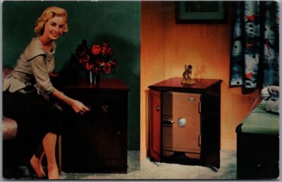 Vintage 1950s Advertising POSTCARD ''Sentry Safe'' Mid-Century Furniture / Unused