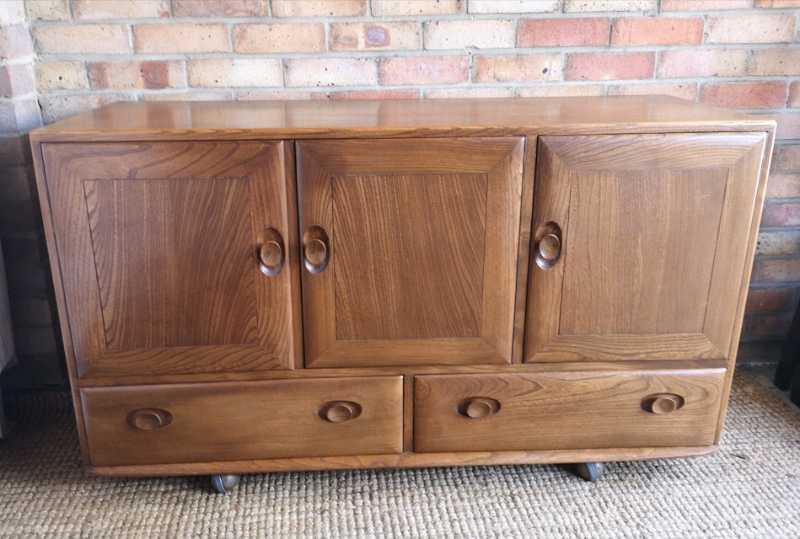 Ercol 429 Mid Century Blue Label Solid Elm Sideboard in Canterbury