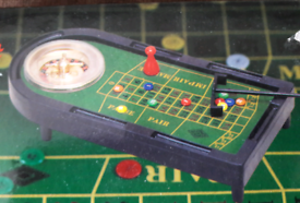 Roulette table pays
