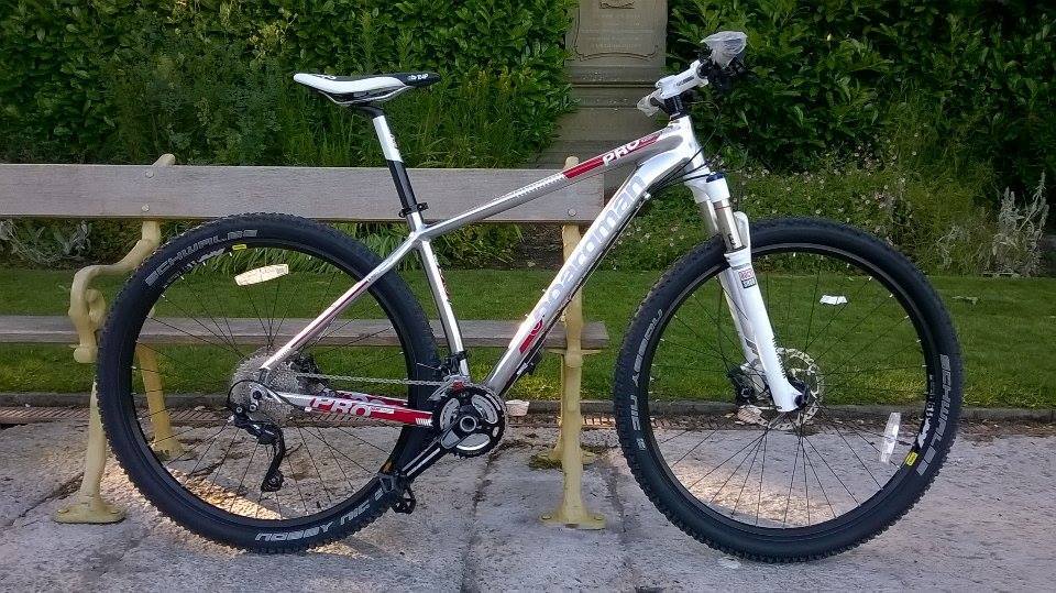 NewBoardman Mountain Bike Pro 2015 Hardtail 29er in Bolton