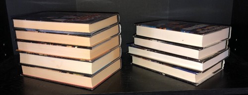 Lot 8 VATTA'S WAR + SERRANO LEGACY Elizabeth Moon HCDJ