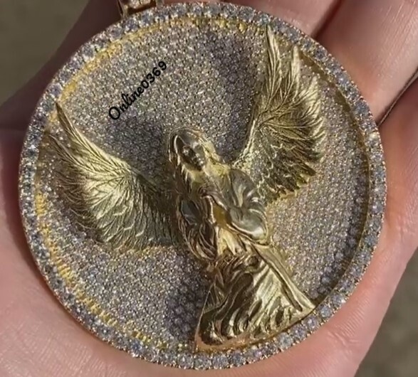 Pre-owned Online0369 1ct Natural Moissanite Men's 3d Angel In Disk Charm Pendant 925 Silver Free Stud In White