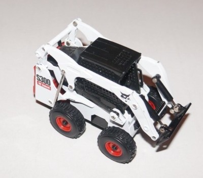 BRITIANS Big Farm 42525 1:16 Scale Bobcat S300 Skidsteer ede