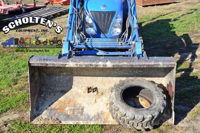 2006 New Holland Tc24 Used