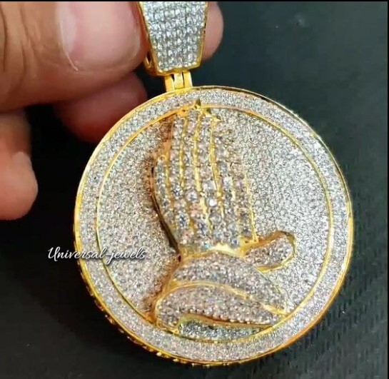 Pre-owned Nsg Real Iced Dvvs Moissanite 3d Praying Hand Charm Flooded Pendant-free Gift Silver In White