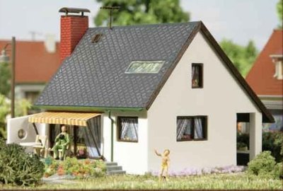 AUHAGEN HO/TT scale HOUSE ''CARMEN'' ~ plastic model kitset 12246