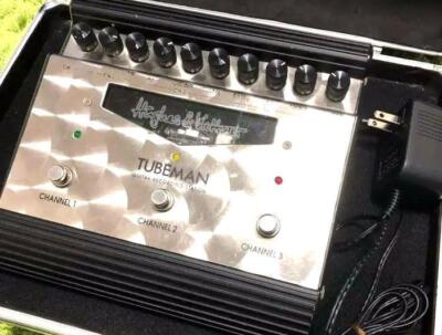 HUGHES & KETTNER Tubeman 2 Mk-II Preamp Effects Pedal In Working
