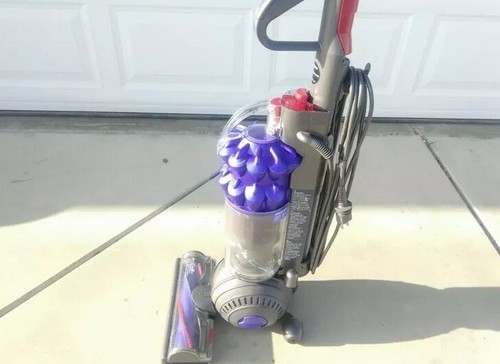 DYSON DC50 Compact Animal Vacuum Working