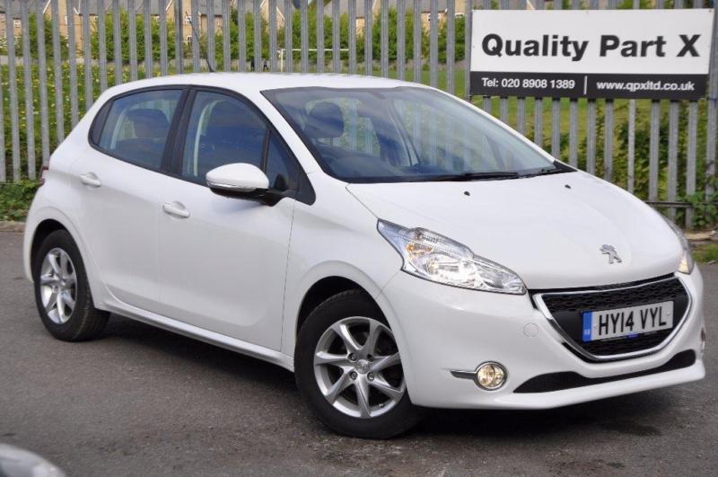 Peugeot 208 2014