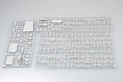 Trumpeter 4523 US Guided-Missile Destroyer Arleigh Burke 1/350 Scale Model Kit