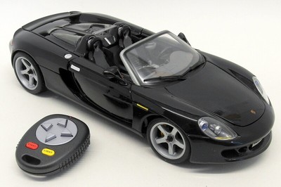Maisto 1/18 Scale 56622 Porsche Carrera GT Infrared Radio Control Black