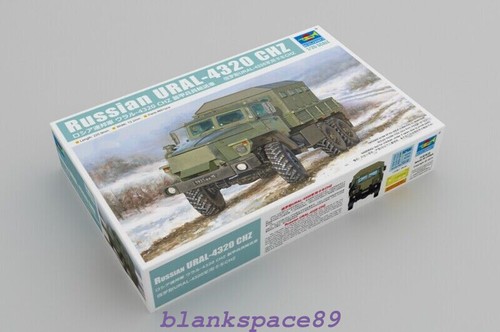 Trumpeter 01071 1/35 Russian URAL-4320 CHZ truck model kit