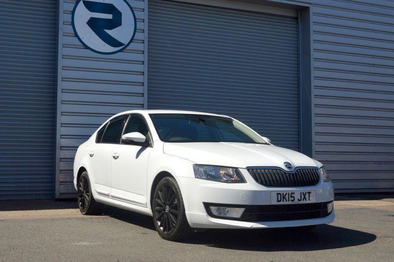 Skoda octavia black edition