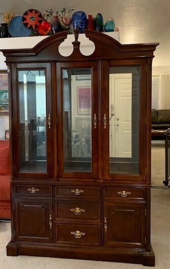 Bassett cherrywood veneer China Cabinet | eBay
