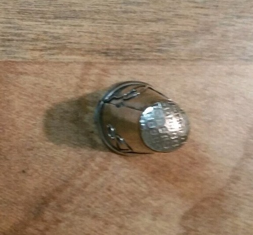 Vintage Thimble Scroll Design with Abalone Around Bottom Edge #2