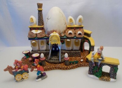 Dept 56 Storybook Village  HUMPTY DUMPTY CAFE  1997 Set 4 56.13181 RETIRED NEW