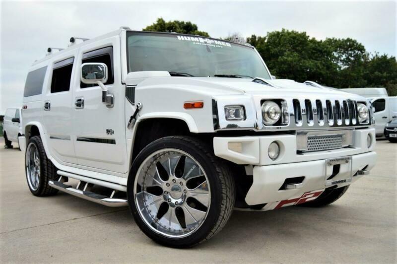 FRESH IMPORT HUMMER H2 CHROME PACK 6.0 V8 AUTOMATIC WHITE 8 SEATER in