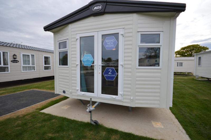 Static Caravan Nr ClactonOnSea Essex 2 Bedrooms 6 Berth ABI Oakley