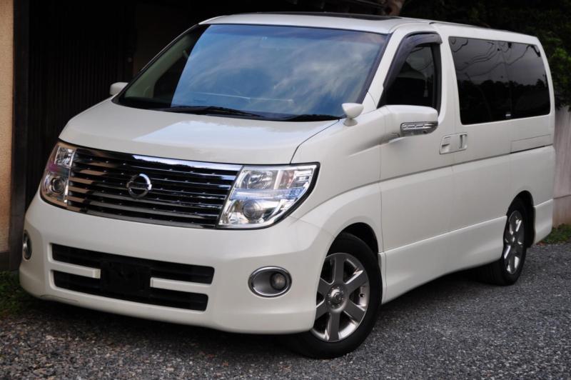 Nissan elgrand фото