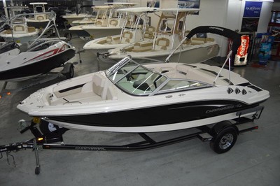 2009 Chaparral 196 SSi Bowrider, 19.5ft, Volvo 4.3GL 190HP Fresh water use
