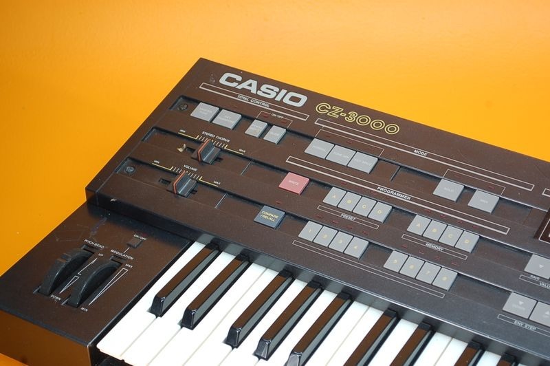 Incredible 80s CASIO CZ-3000 synthesizer (phase distortion) synth ...