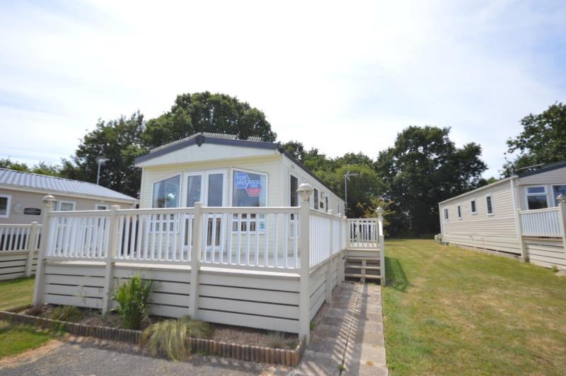 Static Caravan Saxmundham Suffolk 2 Bedrooms 6 Berth Cosalt Vienna 2008