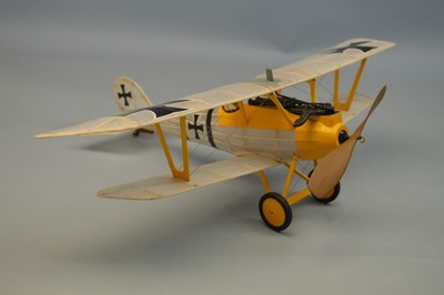 Dumas 243 PFALZ D3 Aircraft Plane Model Kit