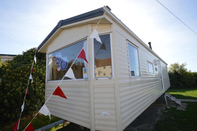 Static Caravan Isle of Sheppey Kent 3 Bedrooms 8 Berth BK Bluebird Calypso 2008 in Sheerness