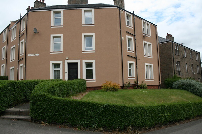 BEAUTIFULLY PRESENTED 2 BEDROOM FLAT TULLIDEPH STREET, DUNDEE in