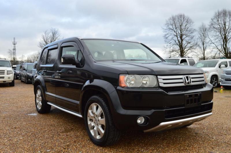 FRESH IMPORT HONDA CROSSROAD RT4 CHROME PACK 2.0 AUTOMATIC 7 SEATER
