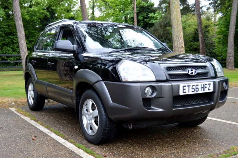 2007 HYUNDAI TUCSON 2.0 CRTD TURBO DIESEL AUTOMATIC BLACK NOT RAV4 CRV