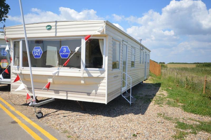 Cheap Caravans For Sale In Steeple Bay Holiday Park Essex in