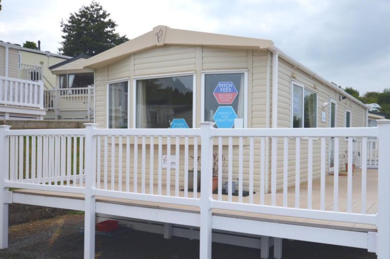 Static Caravan Paignton Devon 2 Bedrooms 6 Berth Victory Ventura 2010