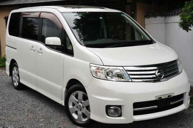 Nissan serena 2007